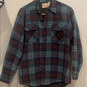 Sports afield men’s  Navy Plaid Button Down Shirt medium